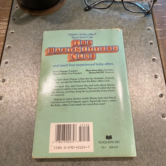 The Baby Sitters Club • Set of 2 Series Books - Picture 5 of 9